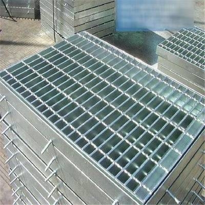 La pressione stridente d'acciaio galvanizzata calda ha saldato la grata stridente d'acciaio della copertura del pozzo della griglia dell'acqua