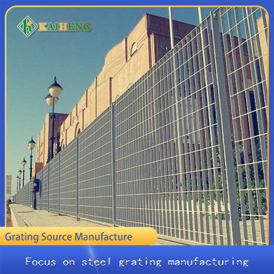 La immersione calda Q235 del acciaio al carbonio ha galvanizzato Mesh Fencing Grid Customized saldato