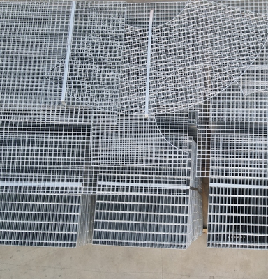 Il carbonio della piattaforma Q235 ha galvanizzato lo speciale su misura stridente d'acciaio a forma di