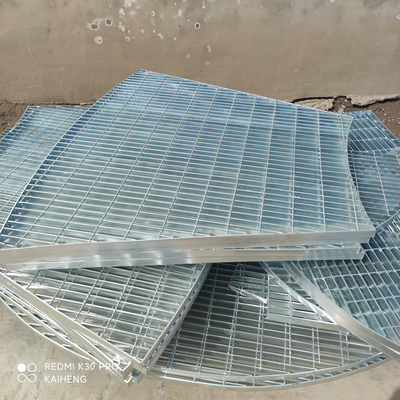 Alto piatto di griglia galvanizzato piano sopportante del metallo per la piattaforma della centrale elettrica